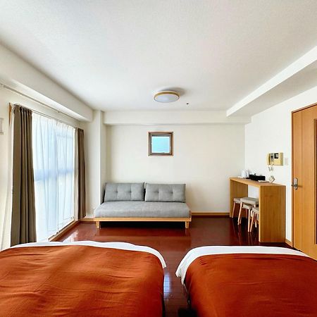 クリスタルコート難波 Apartamento Osaca Exterior foto