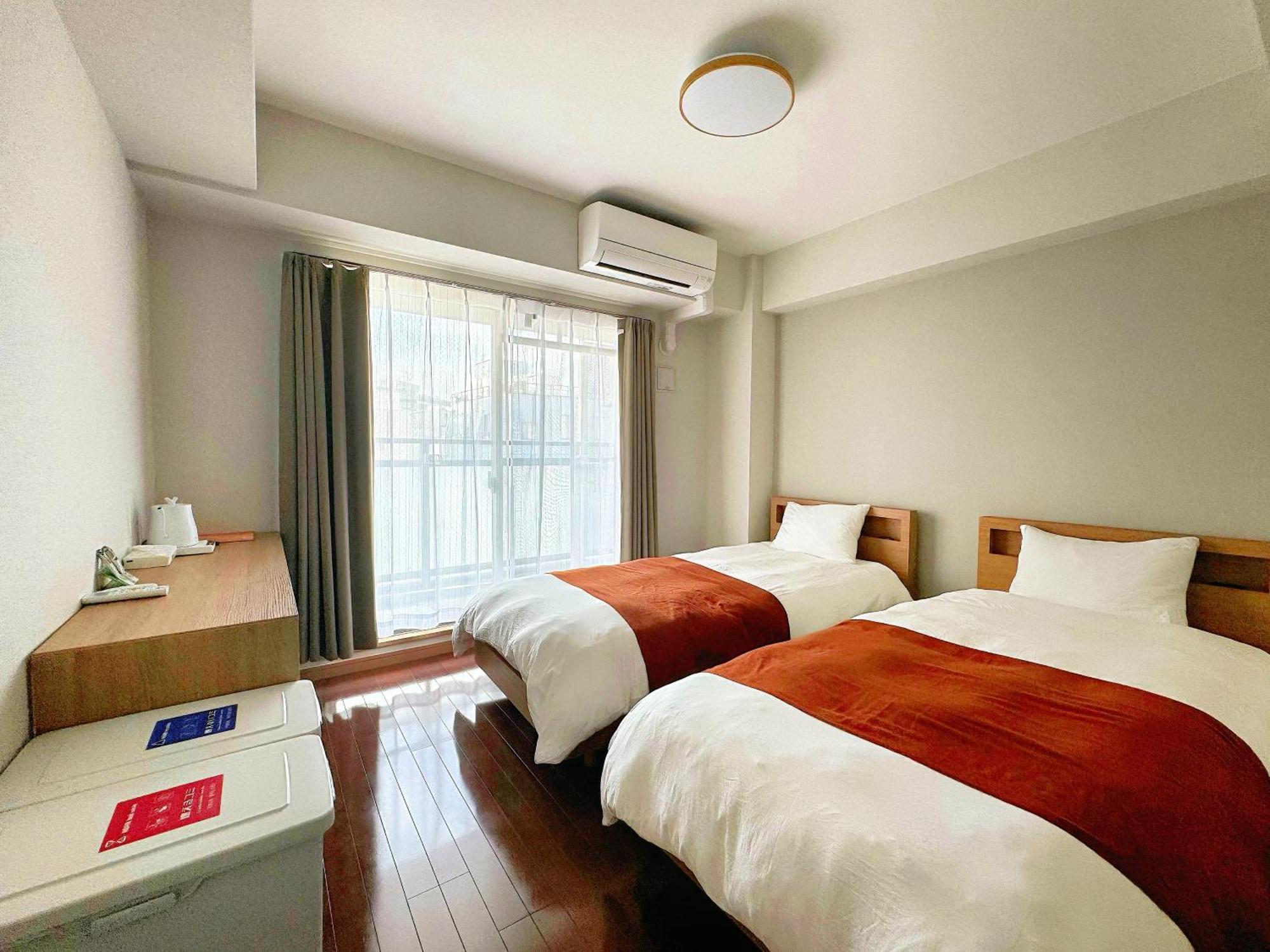 クリスタルコート難波 Apartamento Osaca Exterior foto